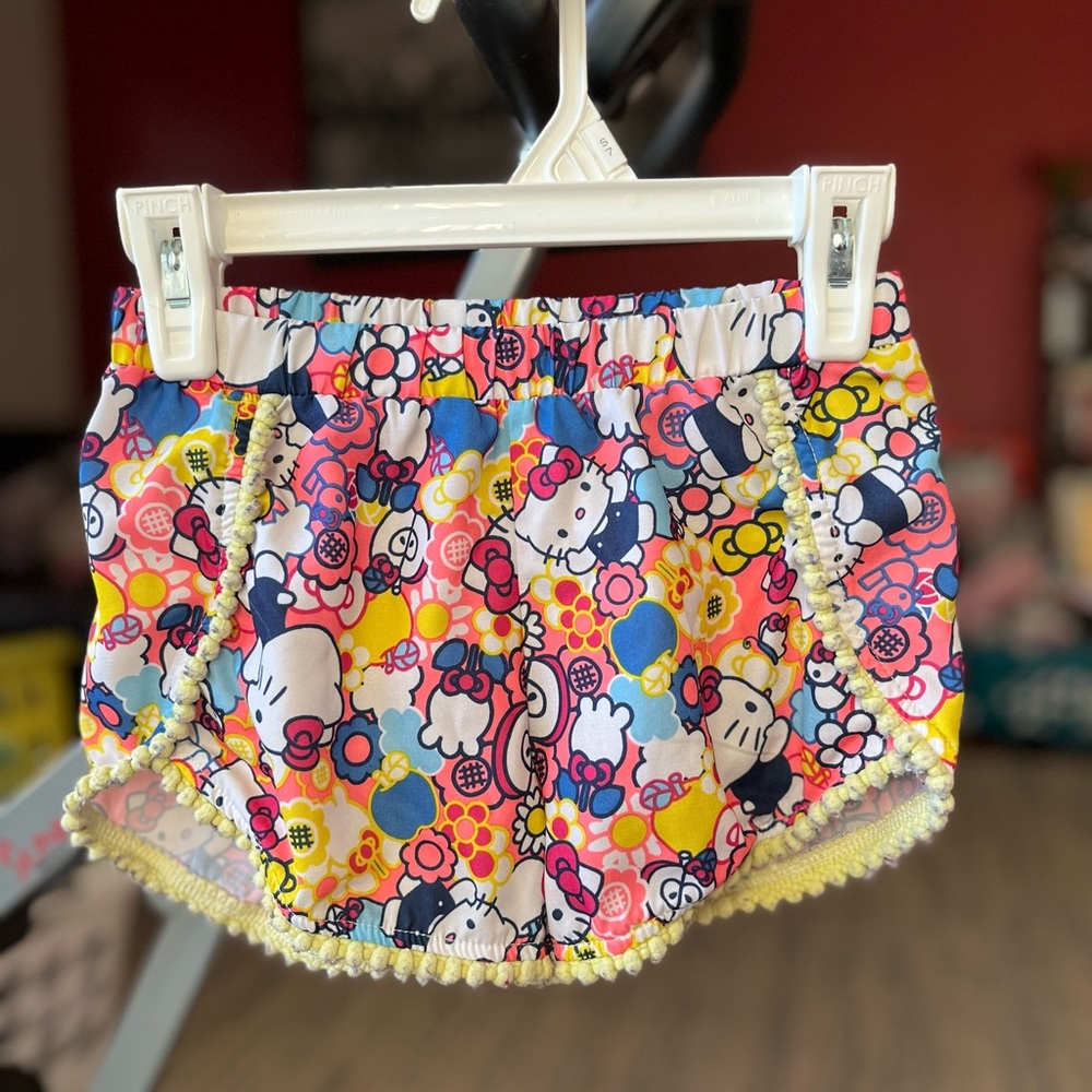 HELLO KITTY SHORTS 🩷